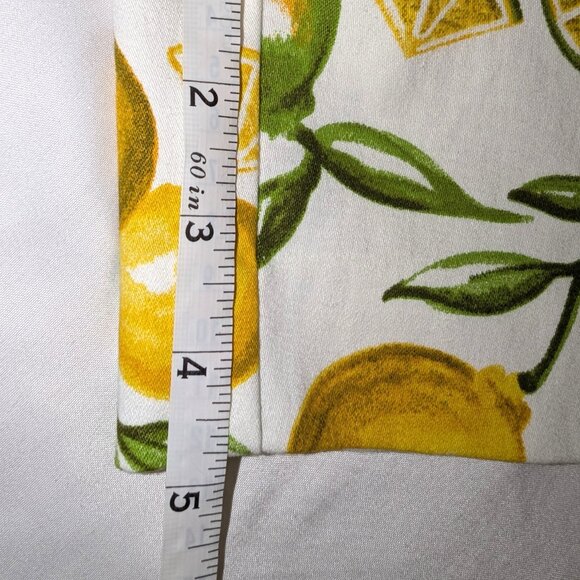 Isaac Mizrahi | Lemon & Lime Citrus Print Tailored White Shorts | Size 12 - Picture 11 of 12